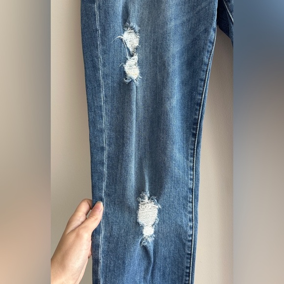 Kut from the Kloth Katy Boyfriend Distressed Blue Denim Jeans, Size 6 - Picture 8 of 16